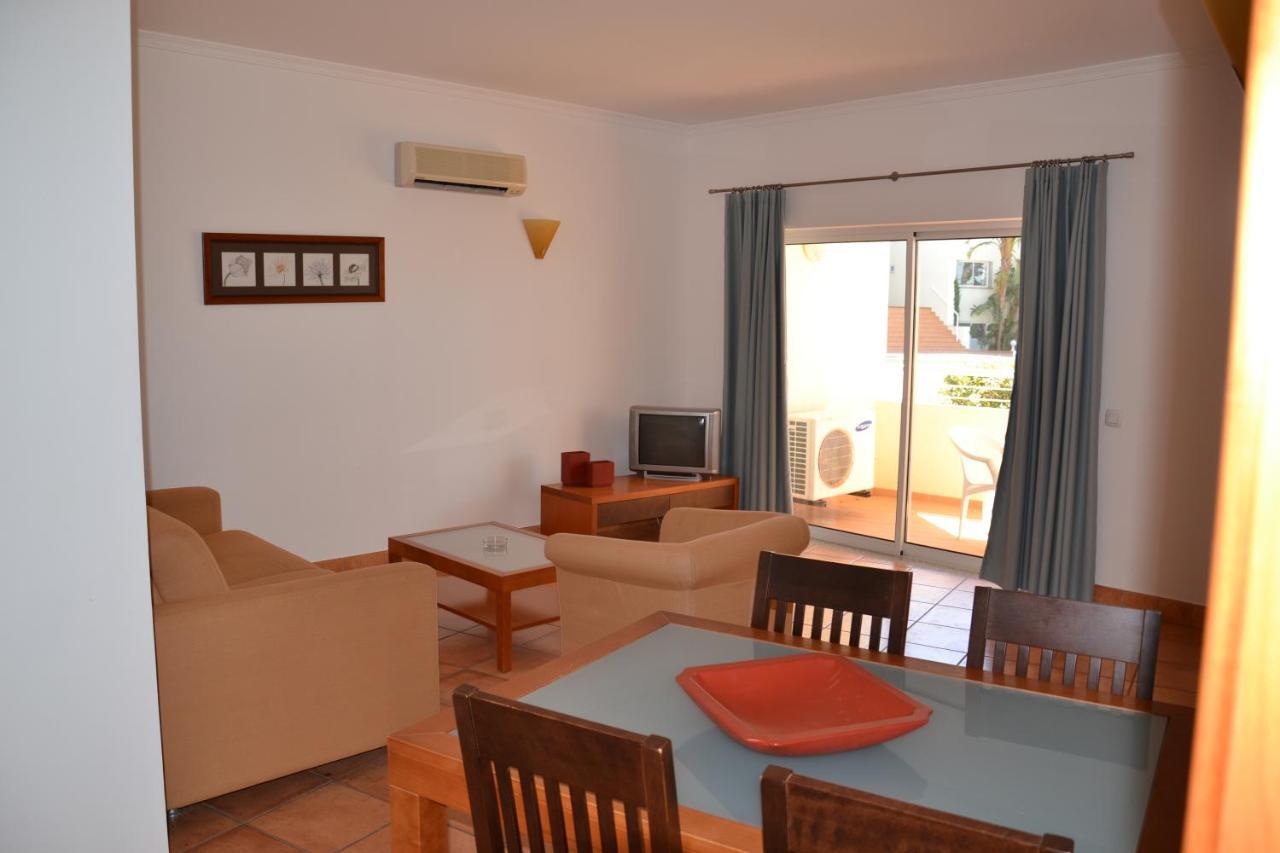 Bel appartement au bord de la mer de Porto de Mos Lagos Exterior foto