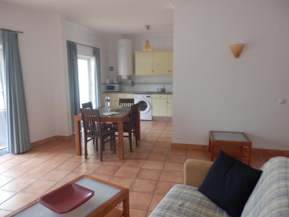 Bel appartement au bord de la mer de Porto de Mos Lagos Exterior foto