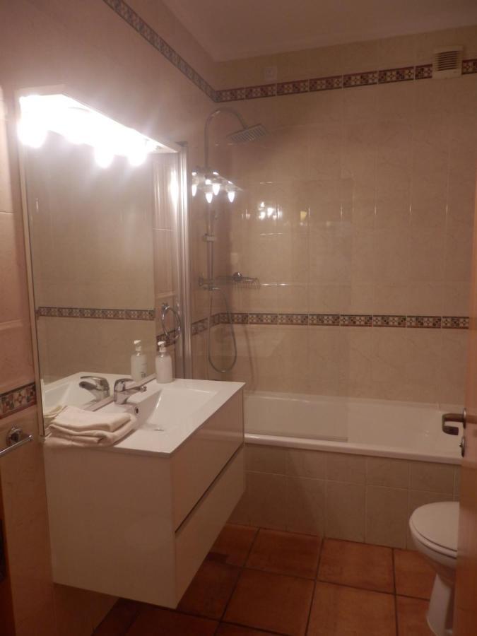 Bel appartement au bord de la mer de Porto de Mos Lagos Exterior foto