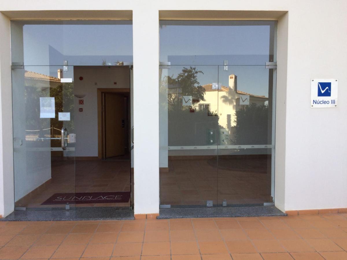 Bel appartement au bord de la mer de Porto de Mos Lagos Exterior foto